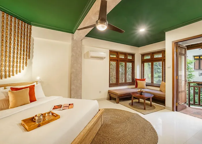 ホテル Semana Residences By Cove 4*